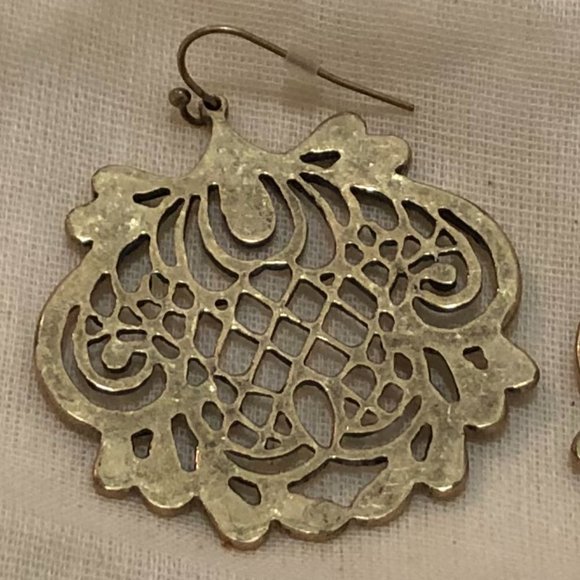 *NWOT* Club Monaco Earrings - Picture 4 of 6